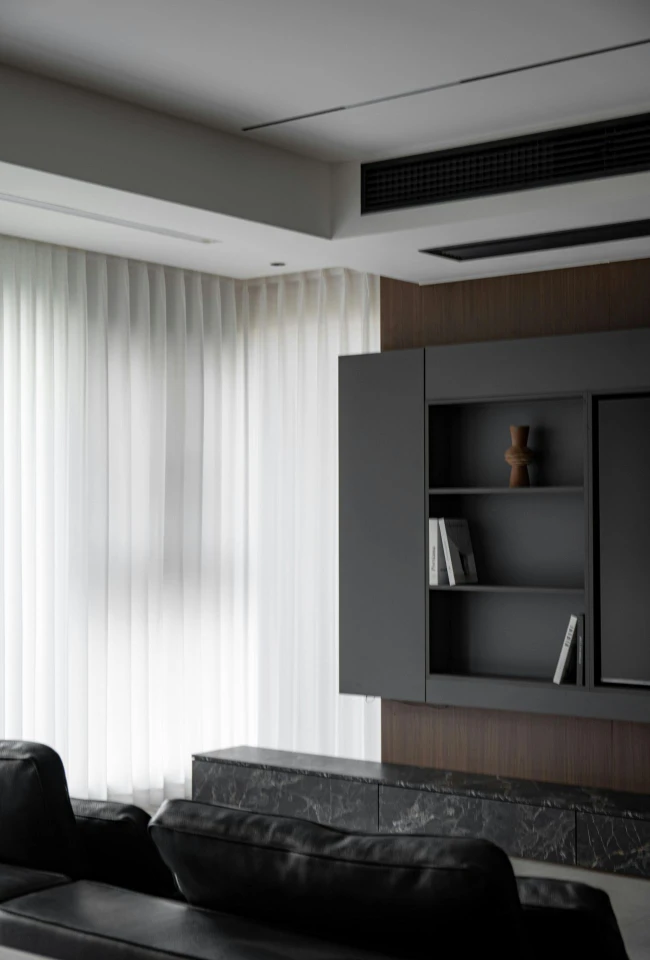 Custom Furniture Design by Table & Chairs